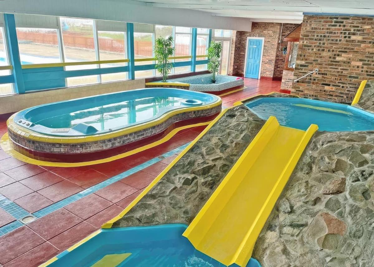 Burrowhead Holiday Village Isle of Whithorn ภายนอก รูปภาพ