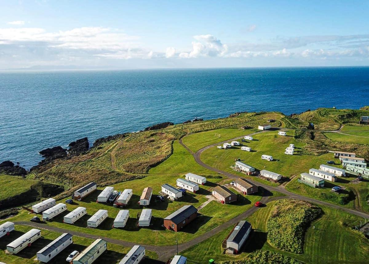 Burrowhead Holiday Village Isle of Whithorn ภายนอก รูปภาพ
